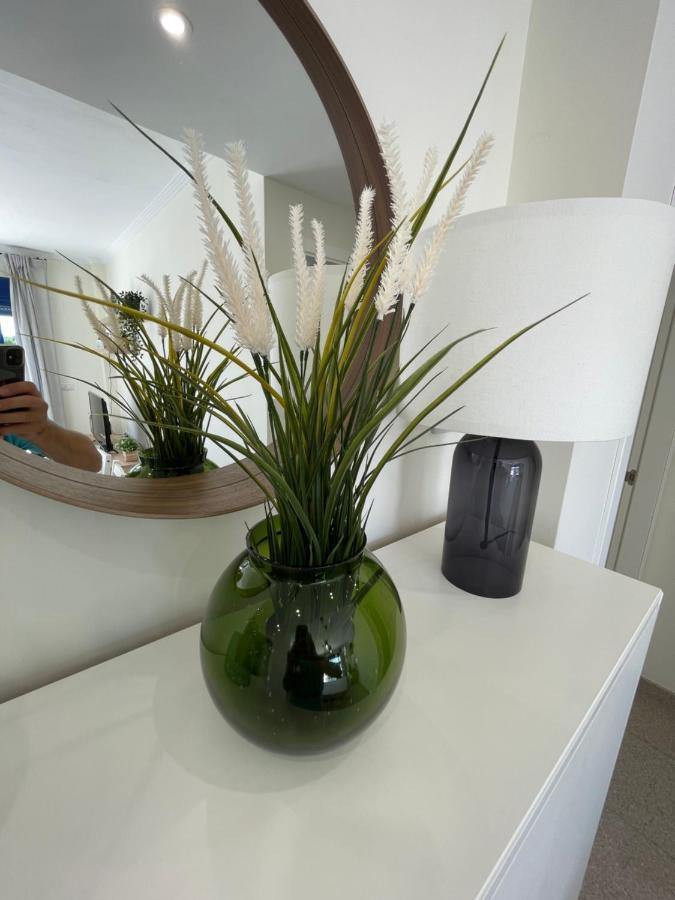 Apartamento 4 Personas, Amplias Terrazas Y 2Oo Mt De La Playa Дения Екстериор снимка