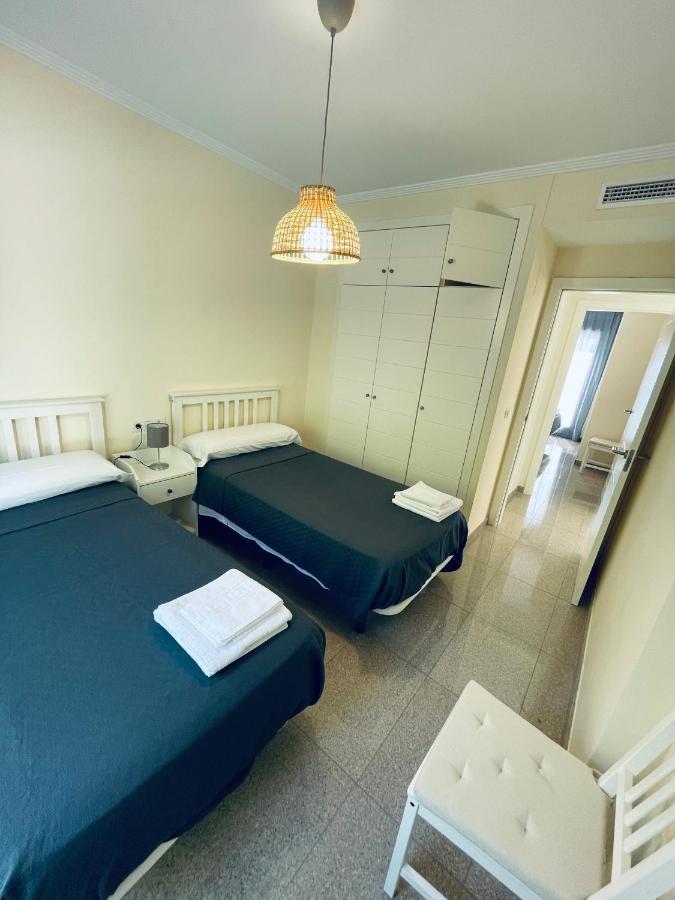 Apartamento 4 Personas, Amplias Terrazas Y 2Oo Mt De La Playa Дения Екстериор снимка